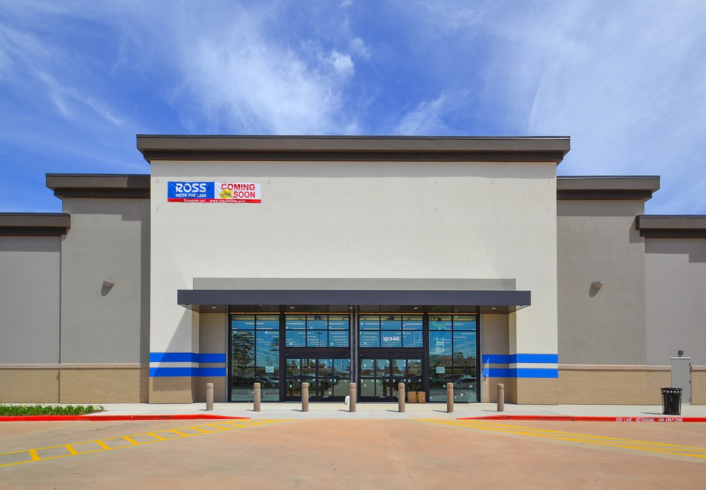 Ross at the Market at Willis Shopping Center Open Soon